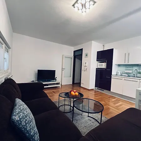 Luxapart Basca Old Centar Free Parking