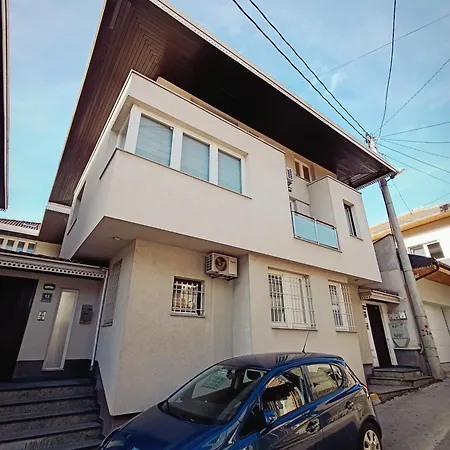 Apartamento Luxapart Basca Old Centar Free Parking